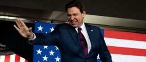 gop-registered-voters-outnumber-dems-by-nearly-1-million-in-florida