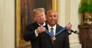 legendary-yankees-pitcher-mariano-rivera-officially-endorses-donald-trump-for-president