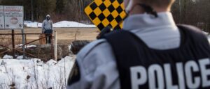 illegal-migrants-are-double-timing-it-over-us-canada-border-as-2024-election-looms