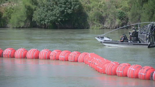 federal-judge-orders-texas-to-remove-floating-buoy-barrier-in-rio-grande