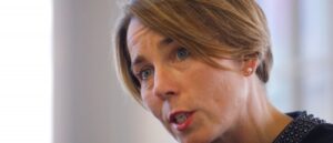 blue-state-housed-migrant-children-in-hotels-with-sex-offenders:-report