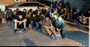 texas-dps-arrests-29-illegal-aliens-from-stash-house,-including-a-gang-member-(video)