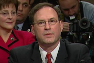liberals-are-smearing-alito-with-upside-down-flag-story-–-here’s-the-real-point