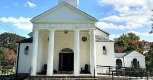 local-coworking-spaces-thrive-where-wework-dared-not-go