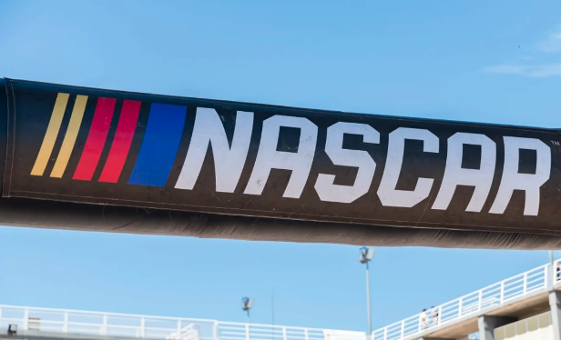 nascar-drops-racial-requirement-from-diversity-internship-after-pushback