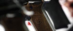 report:-armed-churchgoer-scares-off-gunman-with-warning-shot