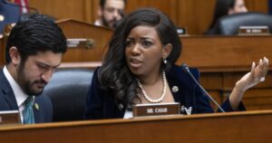 crazy-crockett-to-trademark-grammatically-incorrect-‘bleach-blonde-bad-built-butch-body’