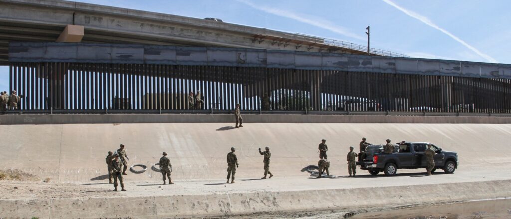 ‘prolific’-human-smuggler-who-allegedly-robbed-migrants,-gave-them-ladder-to-hop-border-wall-extradited-to-us