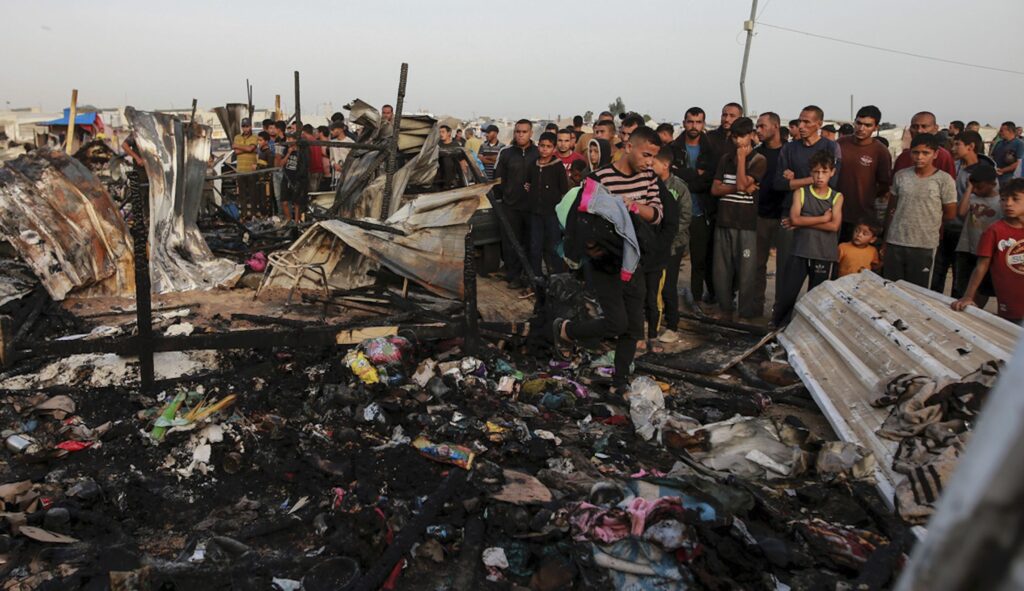 israeli-airstrike-kills-dozens-in-rafah-tent-camp,-authorities-say-–-washington-examiner