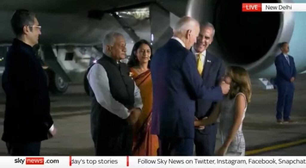 biden-is-a-little-too-excited-to-see-eric-garcetti’s-young-daughter-as-he-arrives-in-india-(video)-|-the-gateway-pundit-|-by-cristina-laila