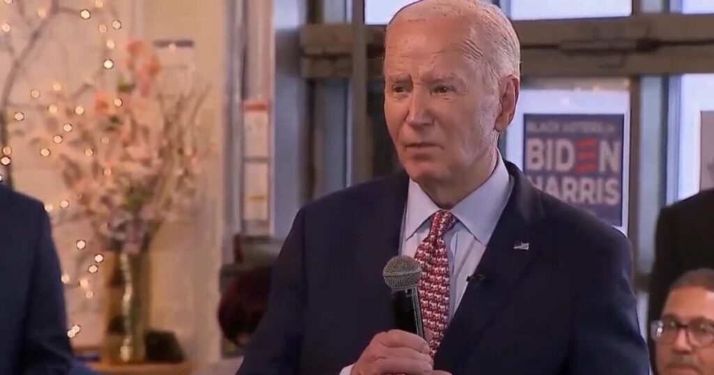 biden-panders-to-blacks-in-philly-jazz-club:-“we’re-rebuilding-a-$60-zillion-bridge-in-baltmur!”-(video)