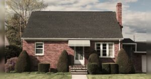 housing-collapse-brewing:-top-us.-mortgage-lender-offers-zero-down-mortgages