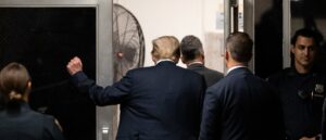 trump-guilty-verdict-in-bragg-case-would-have-no-effect-on-most-voters,-poll-shows