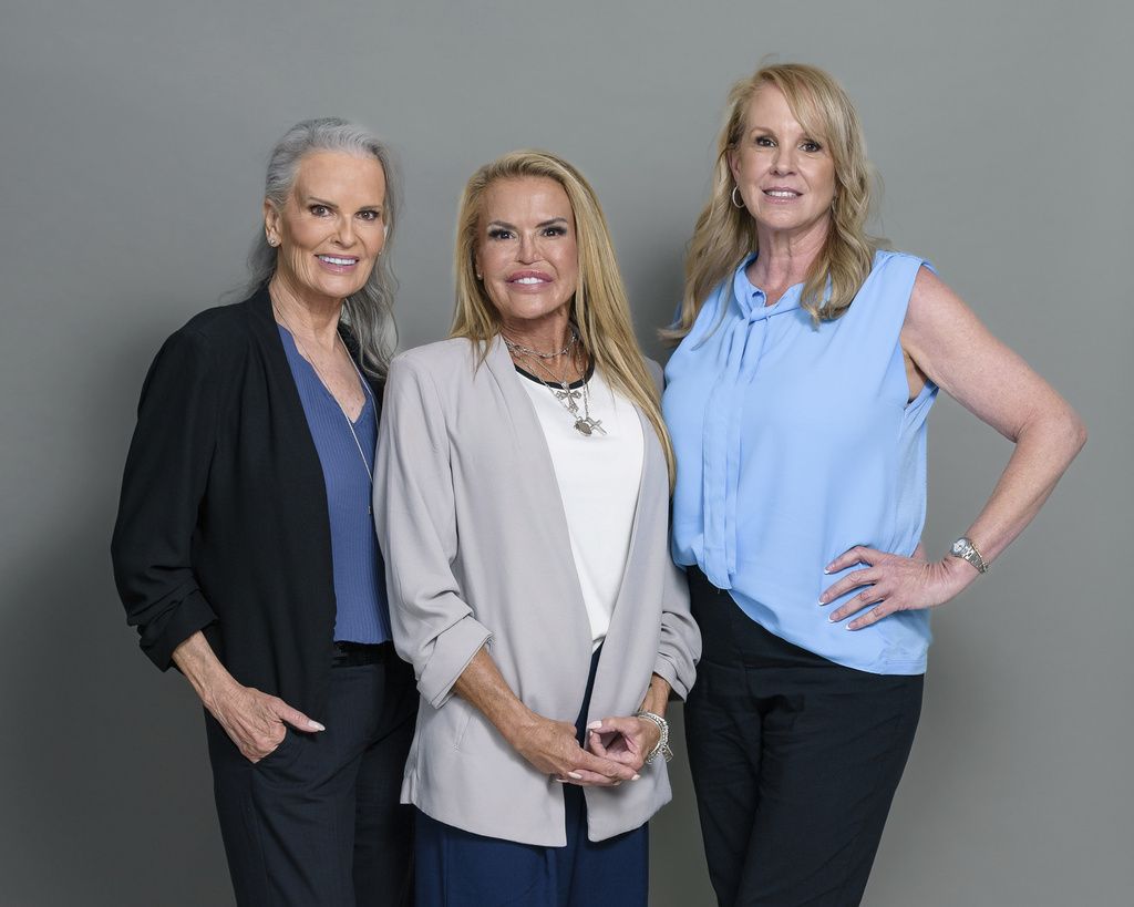 nicole-brown-simpson’s-sisters-find-silver-lining-in-murder-30-years-later-–-washington-examiner