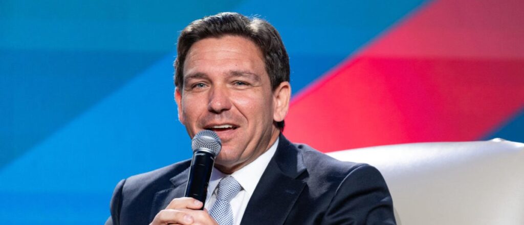 fact-check:-viral-clip-of-ron-desantis-being-heckled-with-‘we-want-trump’-chants-is-altered