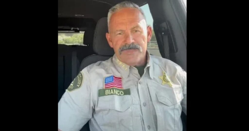california-sheriff-‘changing-teams,’-going-all-in-for-trump