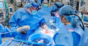 woman-who-received-pig-kidney-transplant-has-it-removed