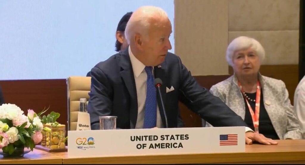 joe-biden-struggles-to-read-his-notecards-at-g20-summit,-mispronounces-mohammed-bin-salman’s-name-(video)-|-the-gateway-pundit-|-by-cristina-laila