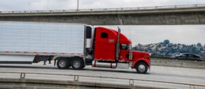 shocking-footage-shows-moment-semi-truck-falls-off-interstate,-plummets-to-ground