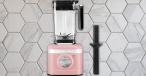 the-10-best-blenders-for-making-smoothies,-soups,-and-sauces