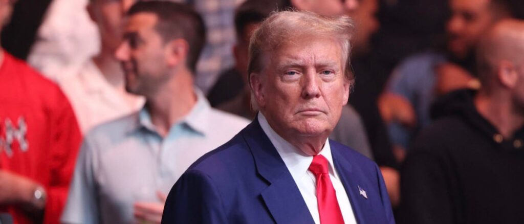 fact-check:-donald-trump-claims-he-never-said-‘lock-her-up’-about-hillary-clinton