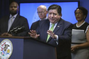 illinois-gov.-pritzker-boasts-of-growth-while-signing-new-budget-into-law-–-washington-examiner