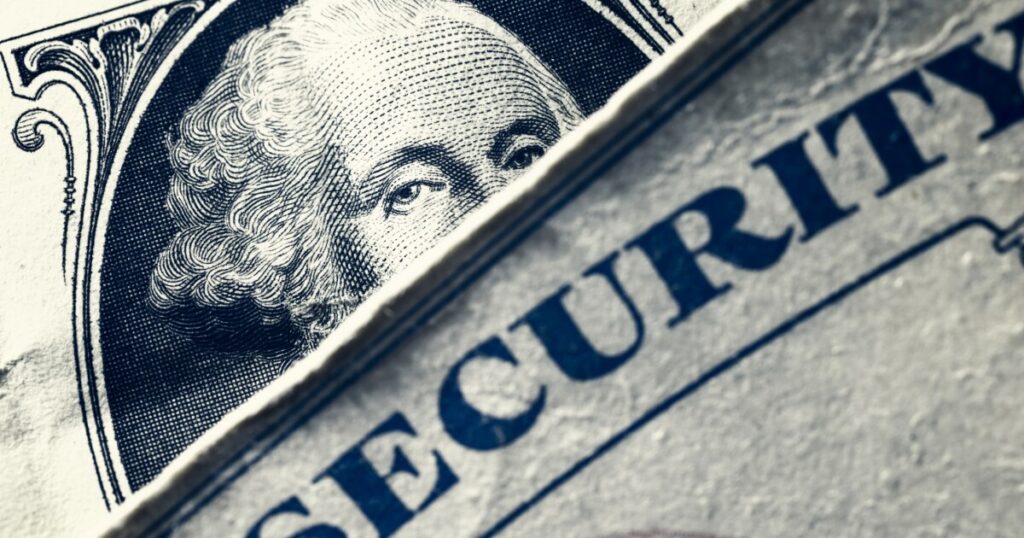 social-security-update:-direct-payment-worth-up-to-$4,555-goes-out-to-millions-in-three-days