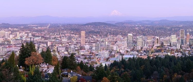 report:-doorbell-camera-captures-woman-escaping-alleged-abductor-with-machete