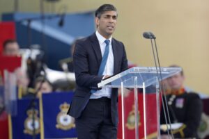 rishi-sunak-apologizes-for-missing-d-day-commemorations-to-do-tv-interview-–-washington-examiner