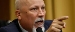 exclusive:-lawmakers-introduce-bipartisan-bill-to-tackle-‘weaponized’-federal-criminal-code