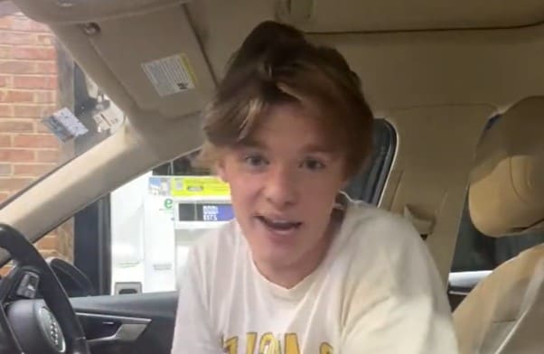 leftist-gen-z-mouthpiece-is-called-out-by-twitter-notes-for-being-a-bought-and-paid-for-democrat-hack-|-the-gateway-pundit-|-by-jim-hoft