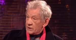 legendary-‘lord-of-the-rings’-actor-takes-bizarre-shot-at-donald-trump