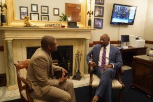 usher-meets-with-warnock-to-discuss-diabetes-screening-–-washington-examiner